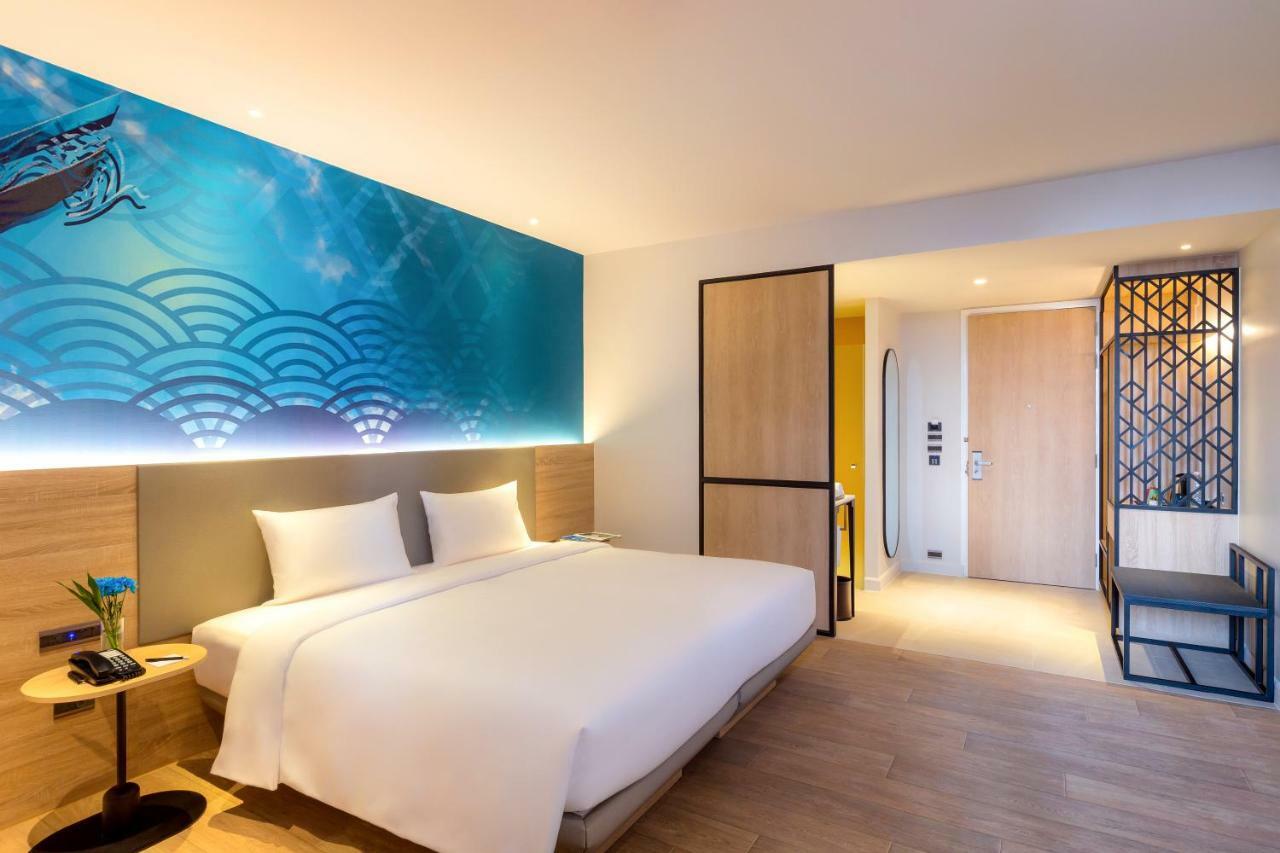 Ibis Styles Bangkok Ratchada Hotel Exterior photo